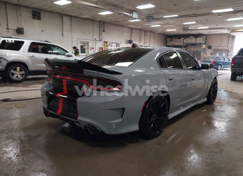 Photo 4 of 2021 Dodge Charger SCAT PACK RWD (VIN 2C3CDXGJ4MH540627)
