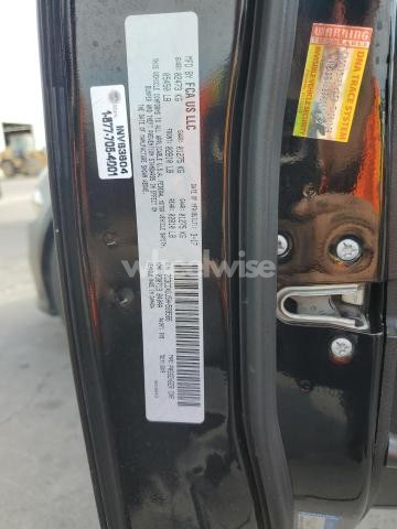 Photo 10 of 2017 DODGE CHARGER R/T 392 (VIN 2C3CDXGJ5HH589566)