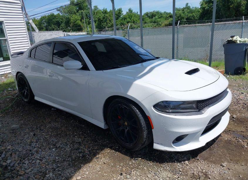2017 Dodge Charger R/T SCAT PACK RWD (VIN 2C3CDXGJ5HH660734) main photo