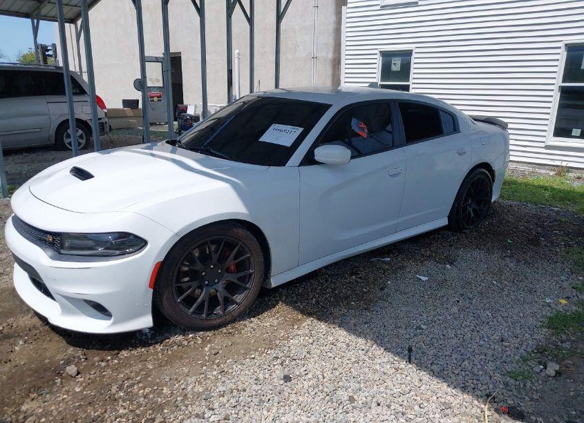 Photo 2 of 2017 Dodge Charger R/T SCAT PACK RWD (VIN 2C3CDXGJ5HH660734)