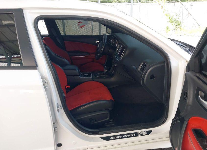 Photo 5 of 2017 Dodge Charger R/T SCAT PACK RWD (VIN 2C3CDXGJ5HH660734)