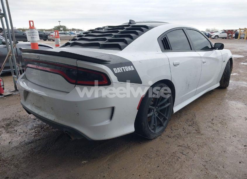 Photo 4 of 2019 Dodge Charger SCAT PACK RWD (VIN 2C3CDXGJ5KH571897)