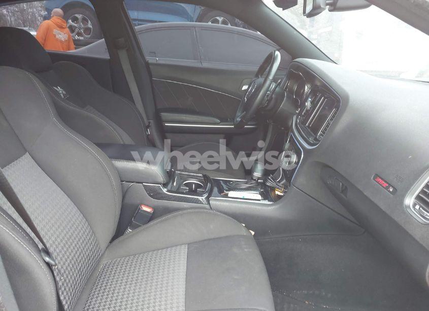 Photo 5 of 2021 Dodge Charger SCAT PACK RWD (VIN 2C3CDXGJ5MH579324)