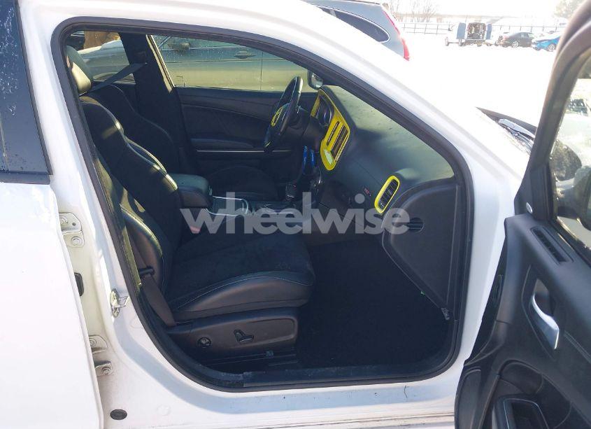 Photo 5 of 2021 Dodge Charger SCAT PACK RWD (VIN 2C3CDXGJ5MH594812)