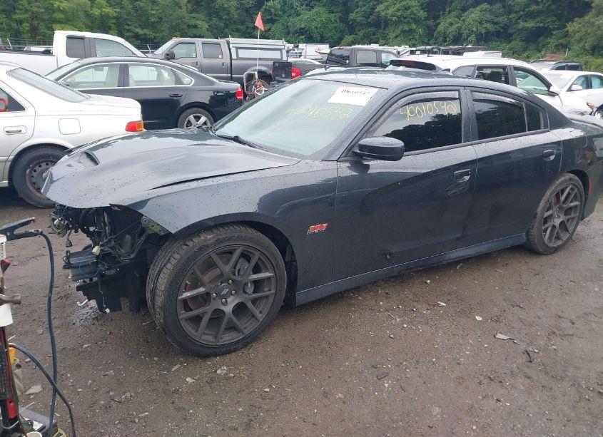 Photo 2 of 2019 Dodge Charger SCAT PACK RWD (VIN 2C3CDXGJ6KH530517)