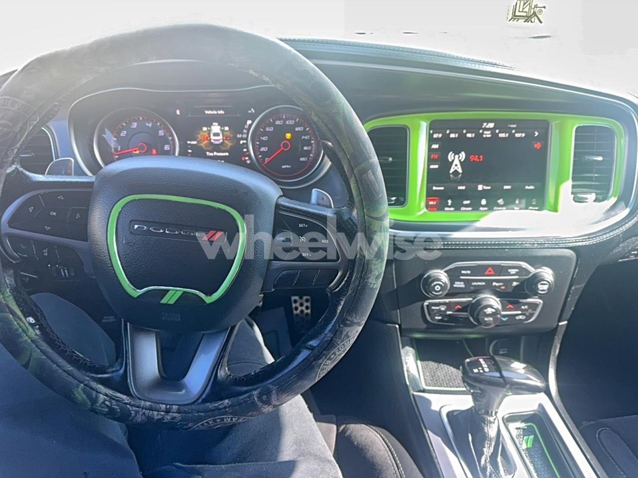 Photo 9 of 2019 DODGE CHARGER SCAT PACK (VIN 2C3CDXGJ6KH633811)