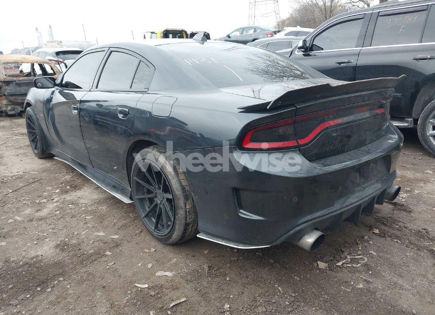 Photo 3 of 2019 Dodge Charger SCAT PACK RWD (VIN 2C3CDXGJ6KH681437)