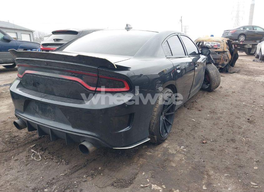 Photo 4 of 2019 Dodge Charger SCAT PACK RWD (VIN 2C3CDXGJ6KH681437)