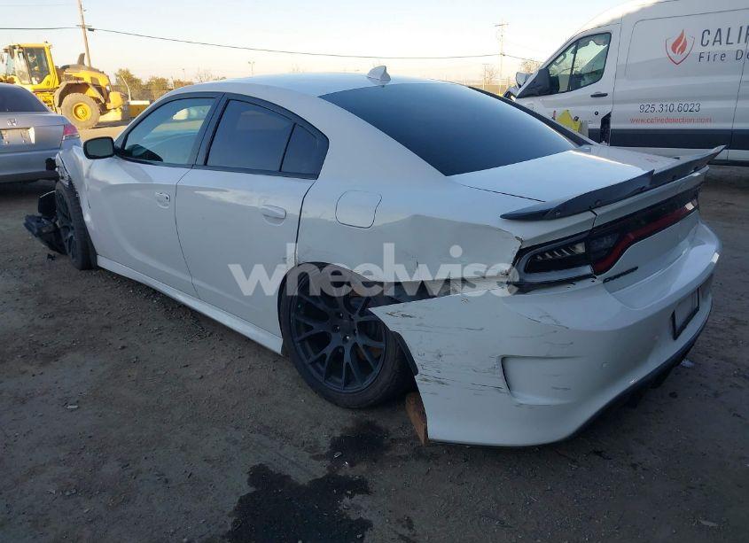 Photo 3 of 2019 Dodge Charger SCAT PACK RWD (VIN 2C3CDXGJ6KH728269)