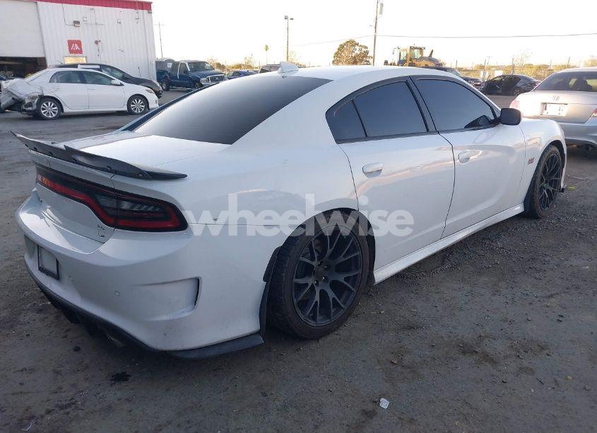 Photo 4 of 2019 Dodge Charger SCAT PACK RWD (VIN 2C3CDXGJ6KH728269)