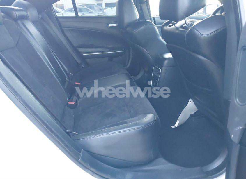 Photo 8 of 2019 Dodge Charger SCAT PACK RWD (VIN 2C3CDXGJ6KH728269)