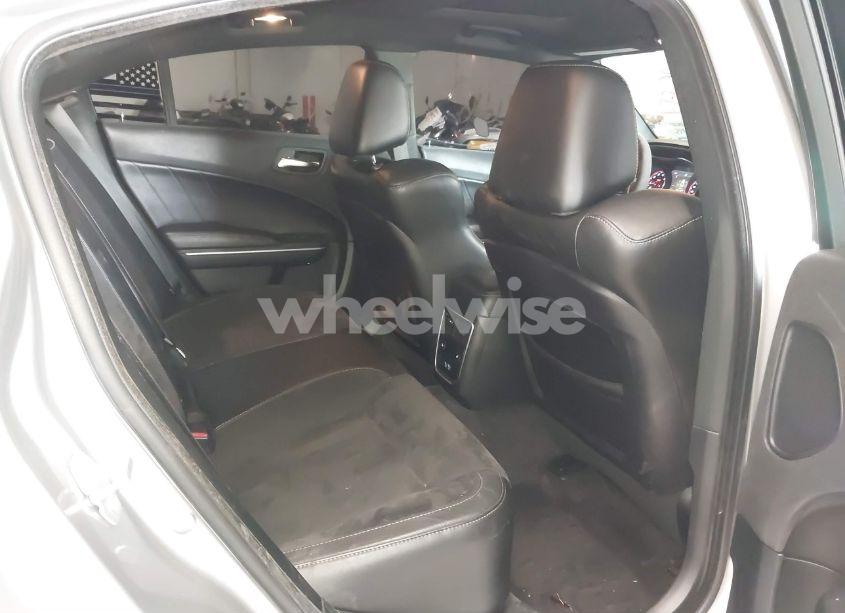 Photo 8 of 2018 Dodge Charger R/T SCAT PACK RWD (VIN 2C3CDXGJ7JH254590)