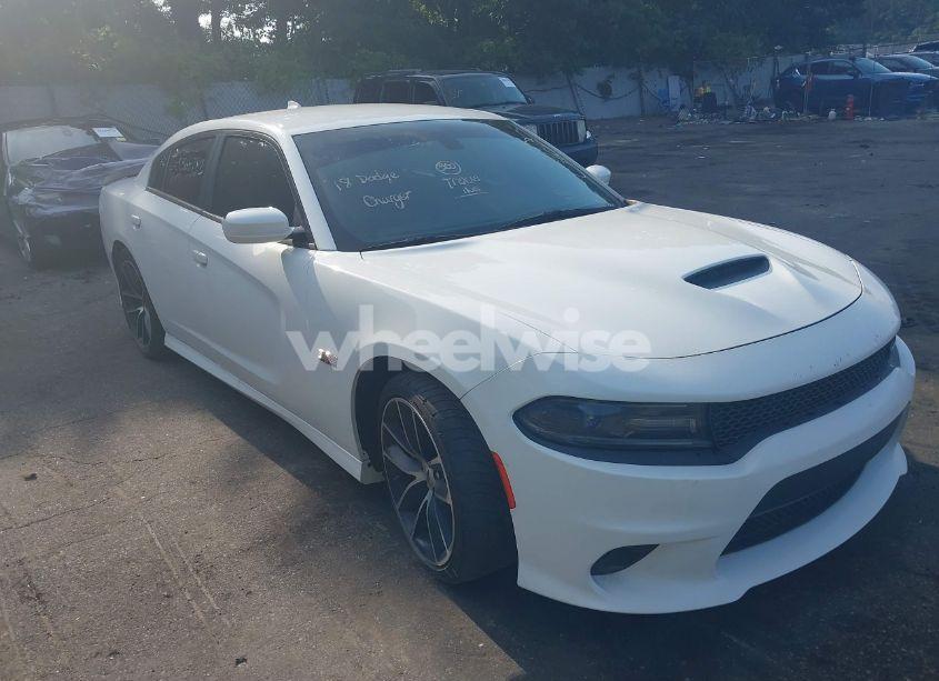 2018 Dodge Charger R/T SCAT PACK RWD (VIN 2C3CDXGJ7JH261149) main photo