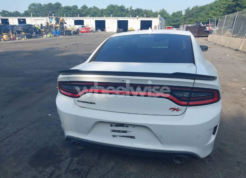 Photo 16 of 2018 Dodge Charger R/T SCAT PACK RWD (VIN 2C3CDXGJ7JH261149)