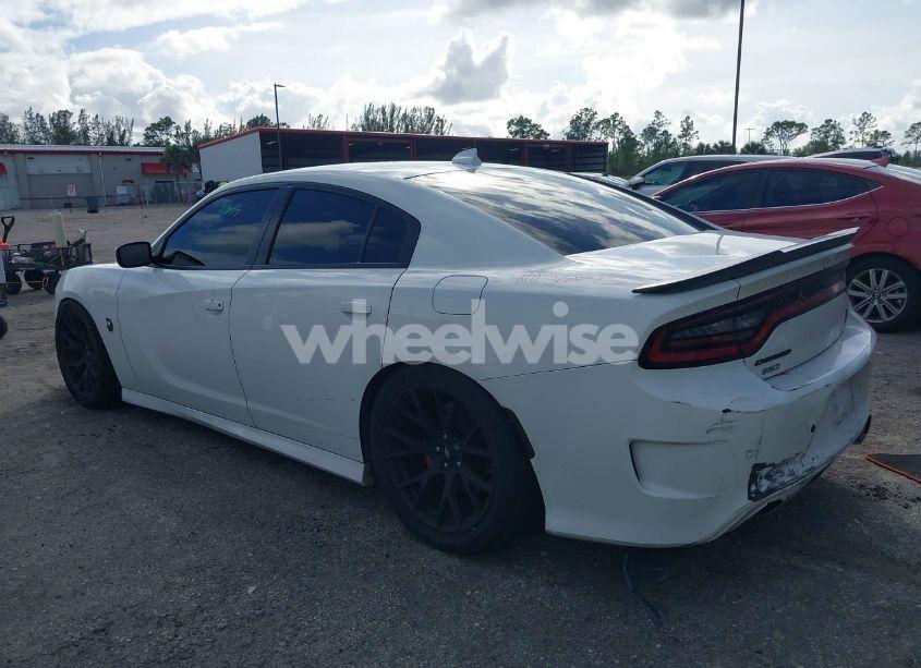 Photo 3 of 2019 Dodge Charger SCAT PACK RWD (VIN 2C3CDXGJ7KH546712)