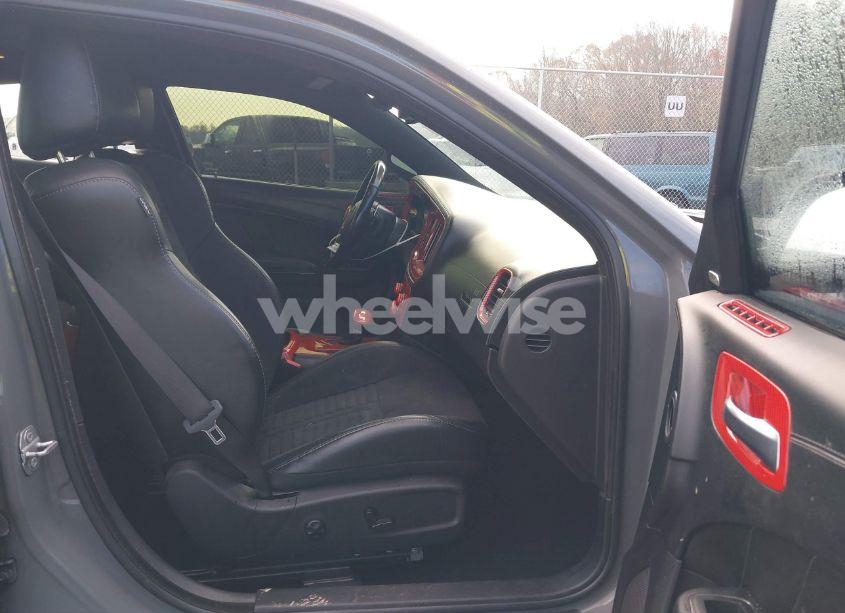 Photo 5 of 2019 Dodge Charger SCAT PACK RWD (VIN 2C3CDXGJ8KH599399)