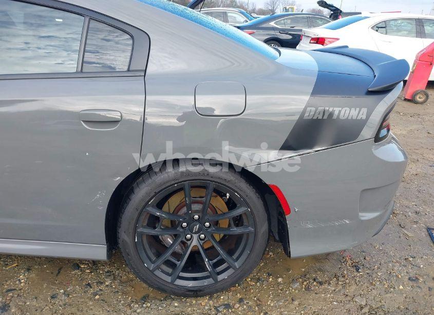 Photo 6 of 2019 Dodge Charger SCAT PACK RWD (VIN 2C3CDXGJ8KH599399)