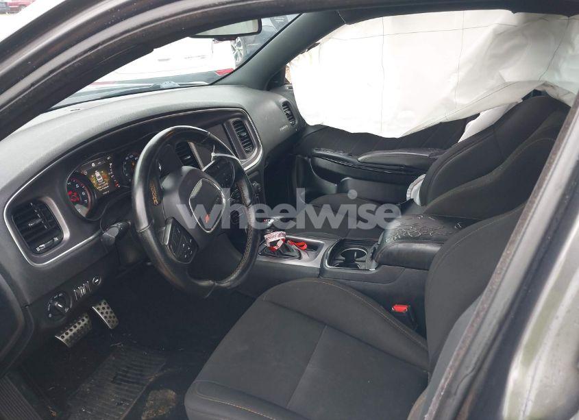 Photo 5 of 2019 Dodge Charger SCAT PACK (VIN 2C3CDXGJ8KH734154)