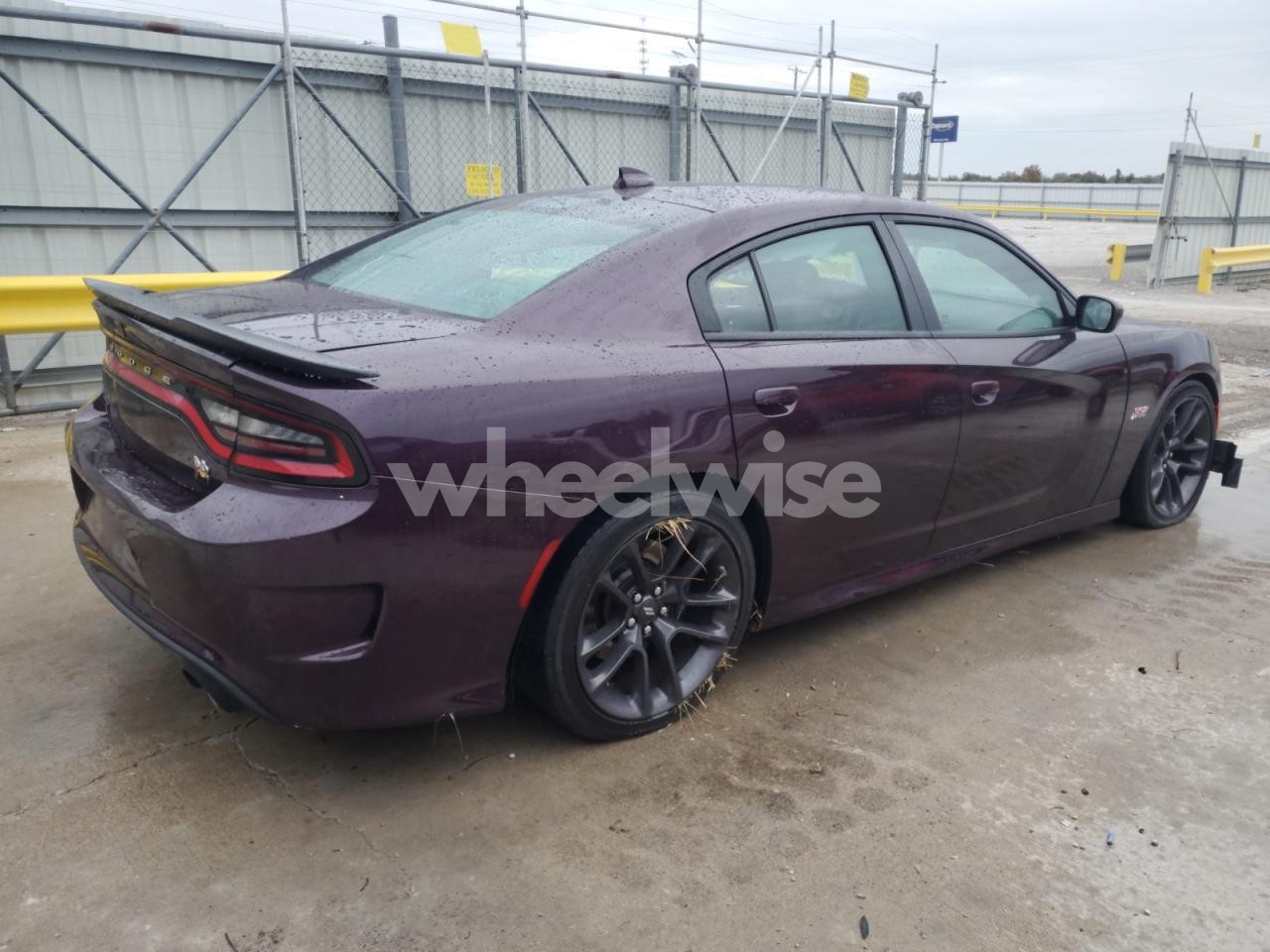 Photo 3 of 2022 DODGE CHARGER SCAT PACK (VIN 2C3CDXGJ8NH178092)