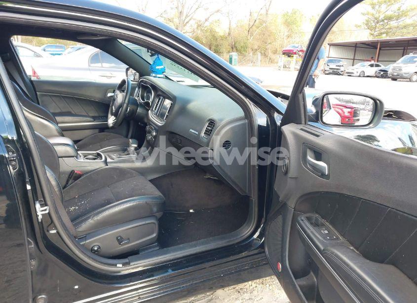 Photo 5 of 2016 Dodge Charger R/T SCAT PACK (VIN 2C3CDXGJXGH339903)