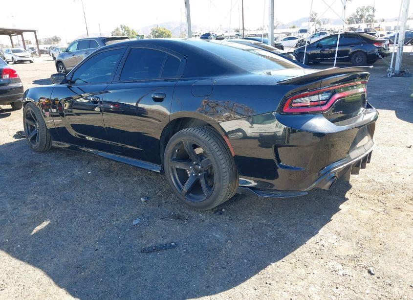 Photo 3 of 2019 Dodge Charger SCAT PACK RWD (VIN 2C3CDXGJXKH635626)