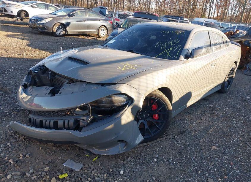 Photo 2 of 2019 Dodge Charger SCAT PACK RWD (VIN 2C3CDXGJXKH732373)