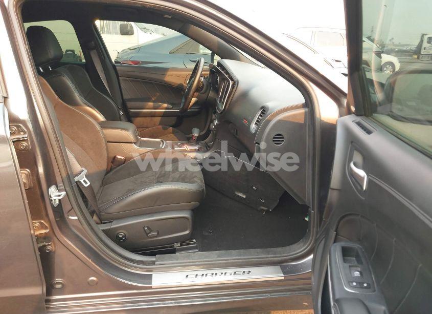 Photo 5 of 2021 Dodge Charger SCAT PACK RWD (VIN 2C3CDXGJXMH618196)