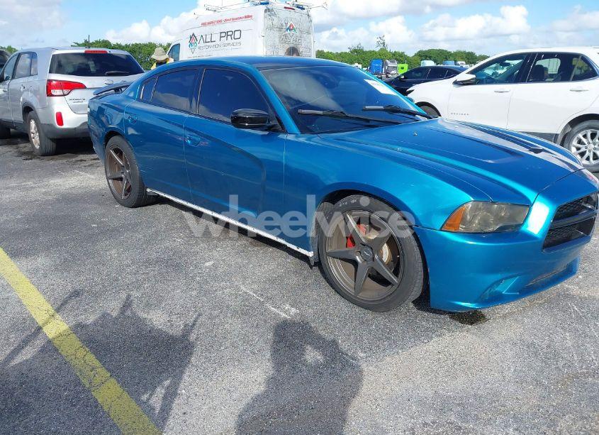 2012 Dodge Charger SXT (VIN 2C3CDXHG0CH185859) main photo