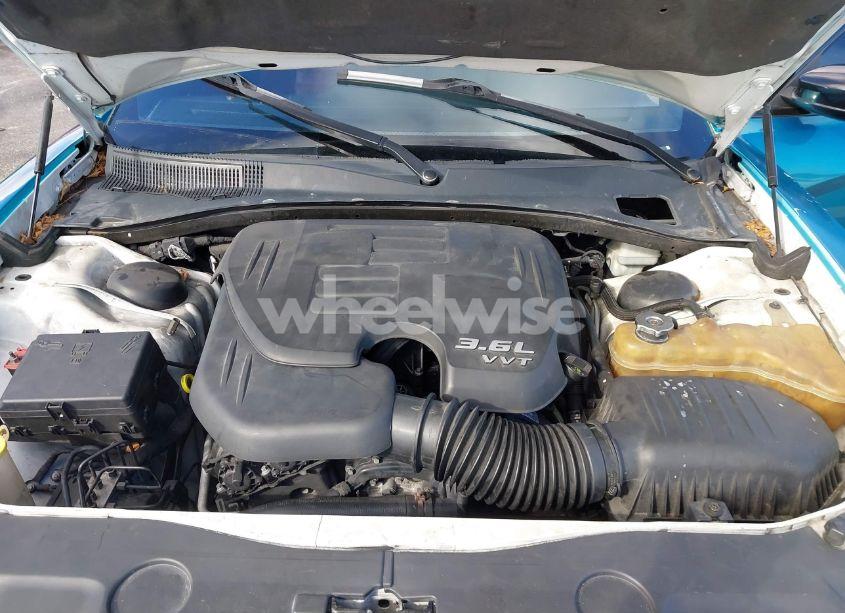 Photo 10 of 2012 Dodge Charger SXT (VIN 2C3CDXHG0CH185859)