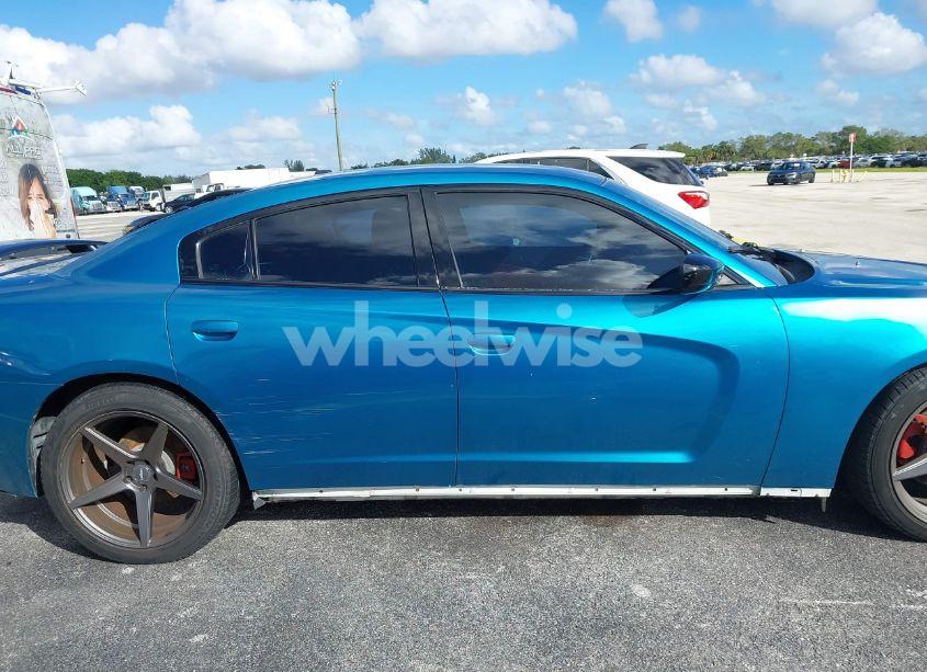 Photo 13 of 2012 Dodge Charger SXT (VIN 2C3CDXHG0CH185859)