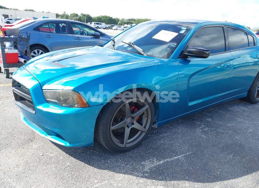 Photo 6 of 2012 Dodge Charger SXT (VIN 2C3CDXHG0CH185859)