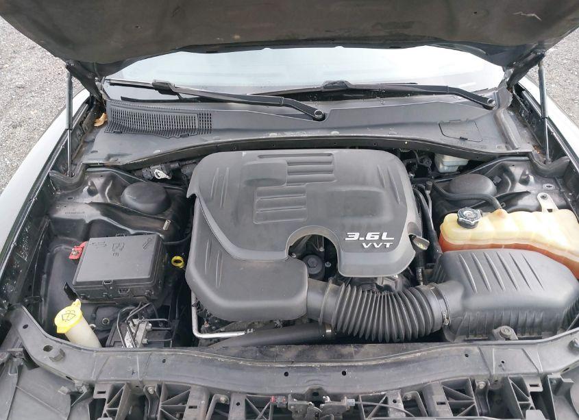 Photo 10 of 2012 Dodge Charger SXT (VIN 2C3CDXHG0CH282110)