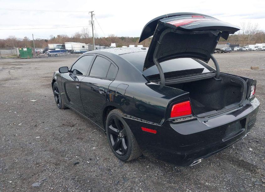 Photo 3 of 2012 Dodge Charger SXT (VIN 2C3CDXHG0CH282110)