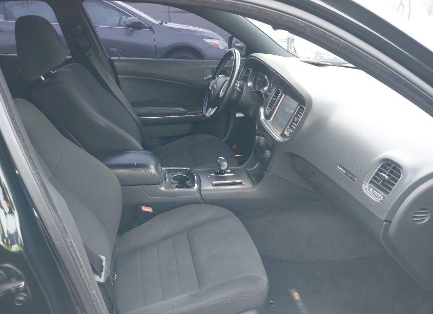 Photo 5 of 2012 Dodge Charger SXT (VIN 2C3CDXHG0CH282110)