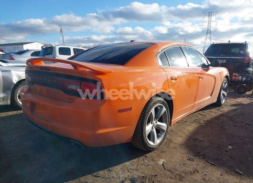 Photo 4 of 2014 Dodge Charger SXT (VIN 2C3CDXHG0EH155148)