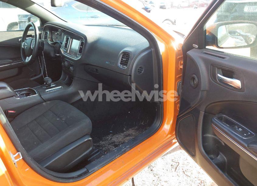 Photo 5 of 2014 Dodge Charger SXT (VIN 2C3CDXHG0EH155148)