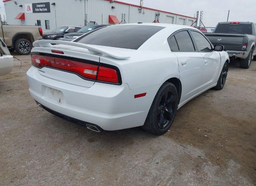 Photo 4 of 2014 Dodge Charger SXT (VIN 2C3CDXHG0EH339201)
