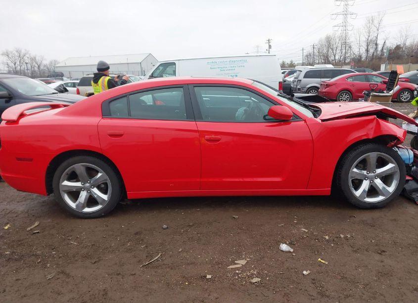 Photo 13 of 2014 Dodge Charger SXT (VIN 2C3CDXHG0EH342826)