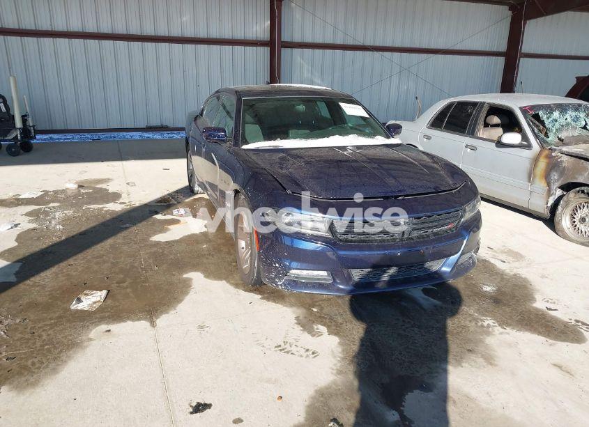 2015 Dodge Charger SXT (VIN 2C3CDXHG0FH744802) main photo