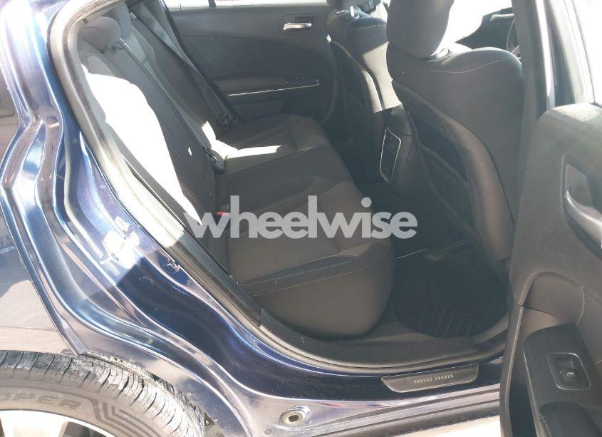 Photo 8 of 2015 Dodge Charger SXT (VIN 2C3CDXHG0FH744802)