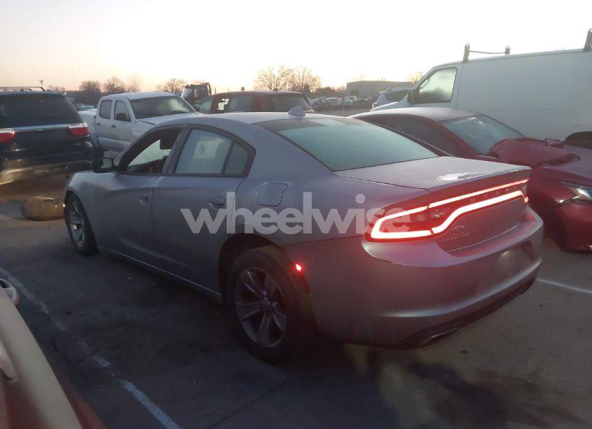 Photo 15 of 2015 Dodge Charger SXT (VIN 2C3CDXHG0FH794602)