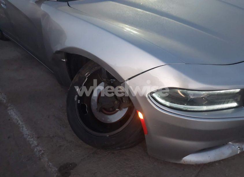 Photo 6 of 2015 Dodge Charger SXT (VIN 2C3CDXHG0FH794602)