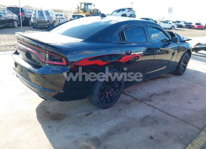 Photo 4 of 2016 Dodge Charger SXT (VIN 2C3CDXHG0GH129779)
