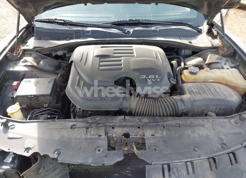 Photo 10 of 2016 Dodge Charger SXT (VIN 2C3CDXHG0GH215352)