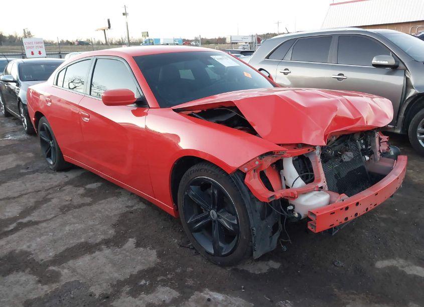 2017 Dodge Charger SXT RWD (VIN 2C3CDXHG0HH625389) main photo