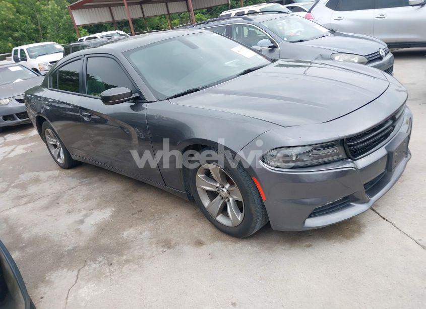 2018 Dodge Charger SXT PLUS RWD (VIN 2C3CDXHG0JH122595) main photo