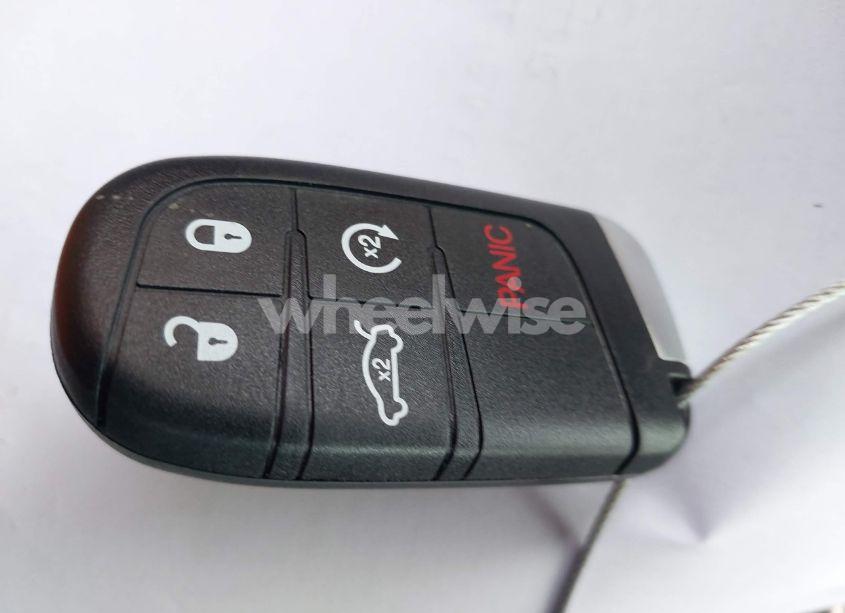 Photo 11 of 2018 Dodge Charger SXT PLUS RWD (VIN 2C3CDXHG0JH122595)