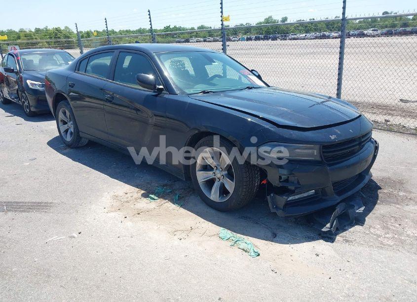 2018 Dodge Charger SXT PLUS RWD (VIN 2C3CDXHG0JH152101) main photo