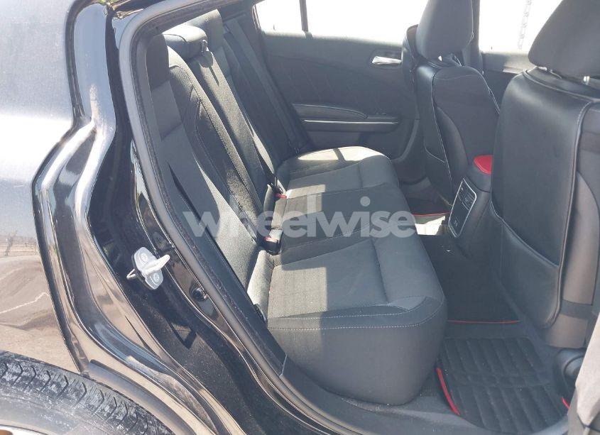 Photo 8 of 2018 Dodge Charger SXT PLUS RWD (VIN 2C3CDXHG0JH152101)