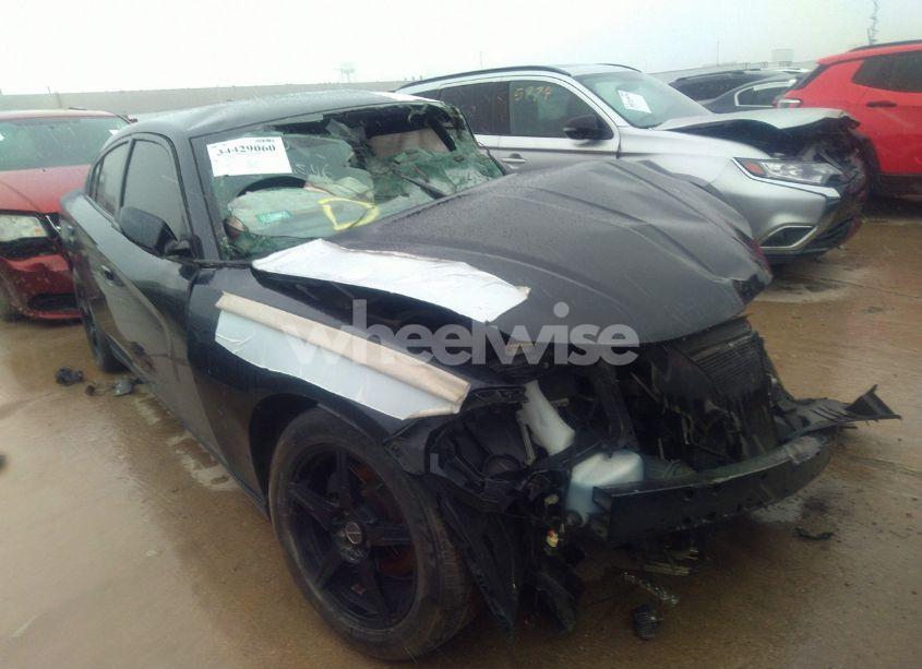 2018 Dodge Charger SXT PLUS RWD (VIN 2C3CDXHG0JH166497) main photo